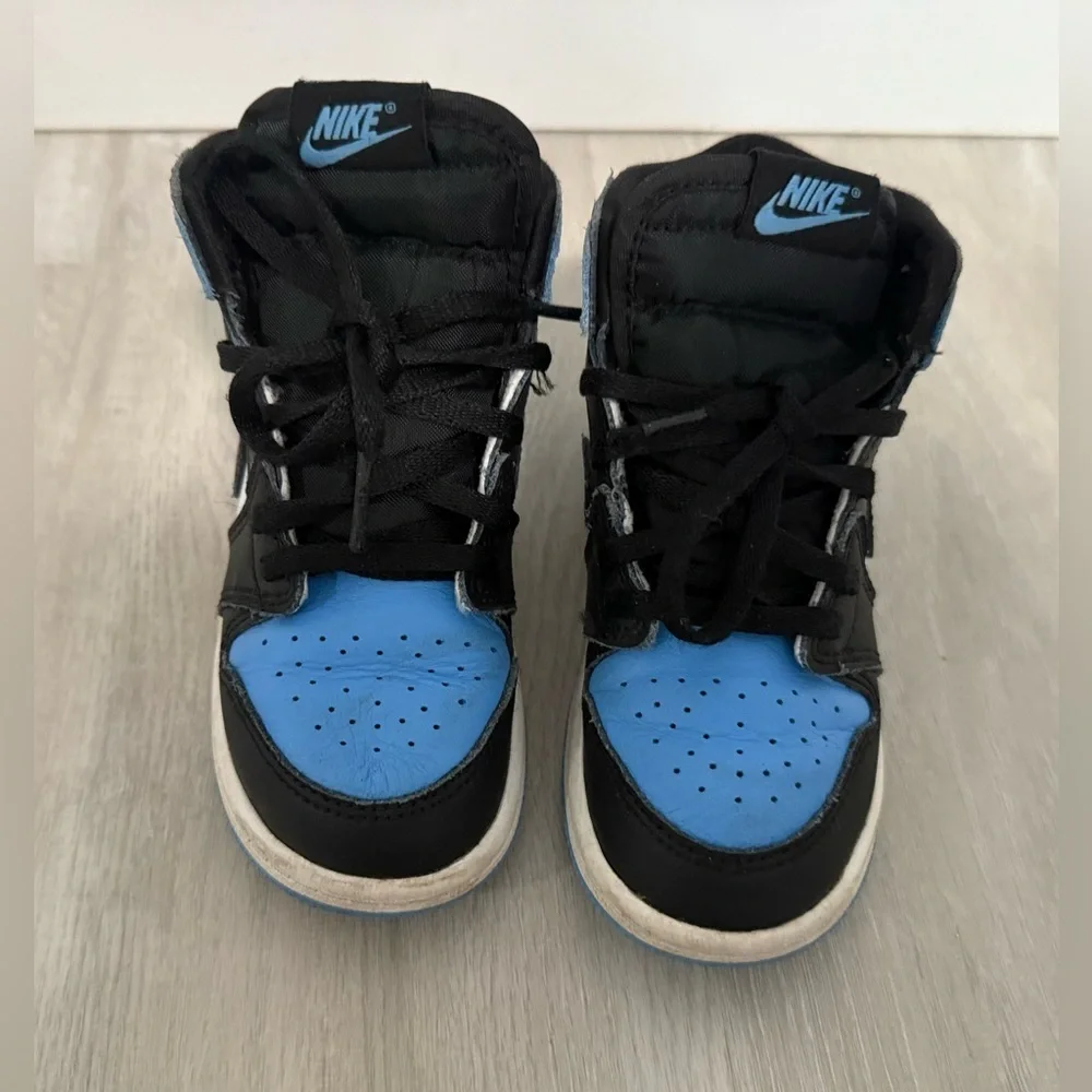 Kids Jordan 1 High OG Sky Blue Black White Sneakers Toddler Size 8.5‎